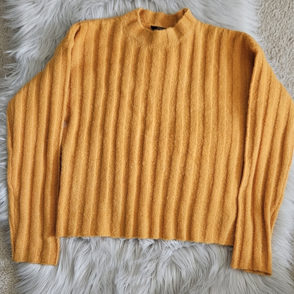 Yellow Mustard rib knit sweater girl size 11/12 women size XS